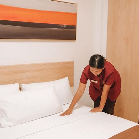 Rosey Hotel Cabanatuan City Екстериор снимка