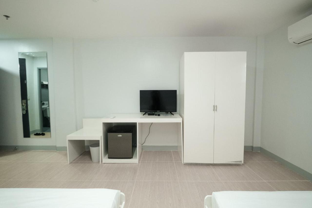 Rosey Hotel Cabanatuan City Екстериор снимка