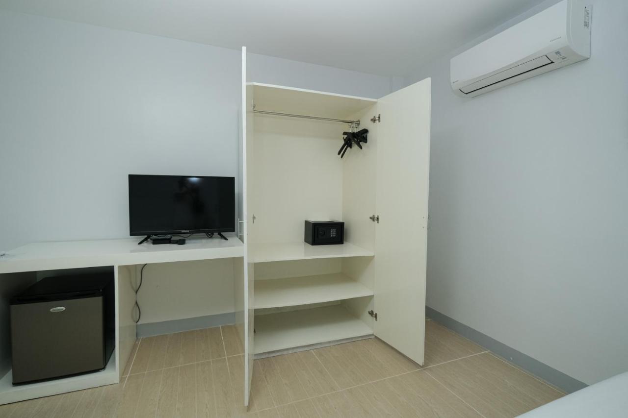 Rosey Hotel Cabanatuan City Екстериор снимка