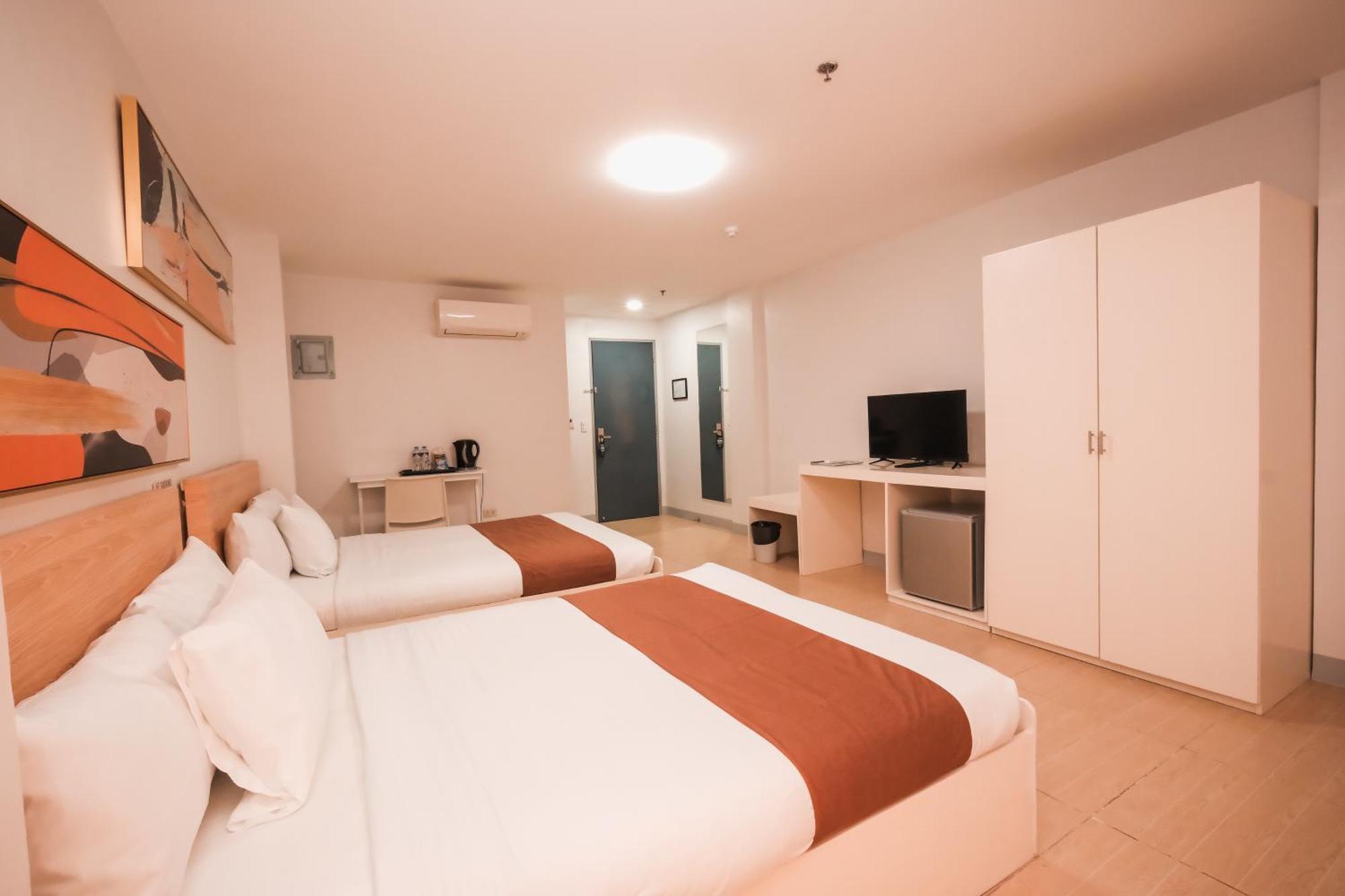 Rosey Hotel Cabanatuan City Екстериор снимка