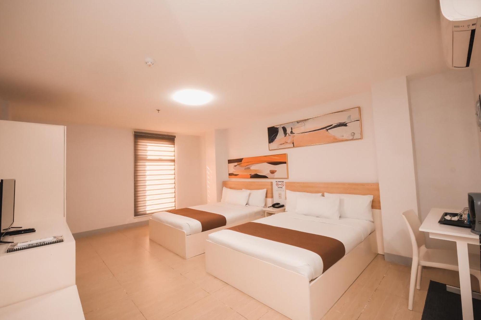Rosey Hotel Cabanatuan City Екстериор снимка